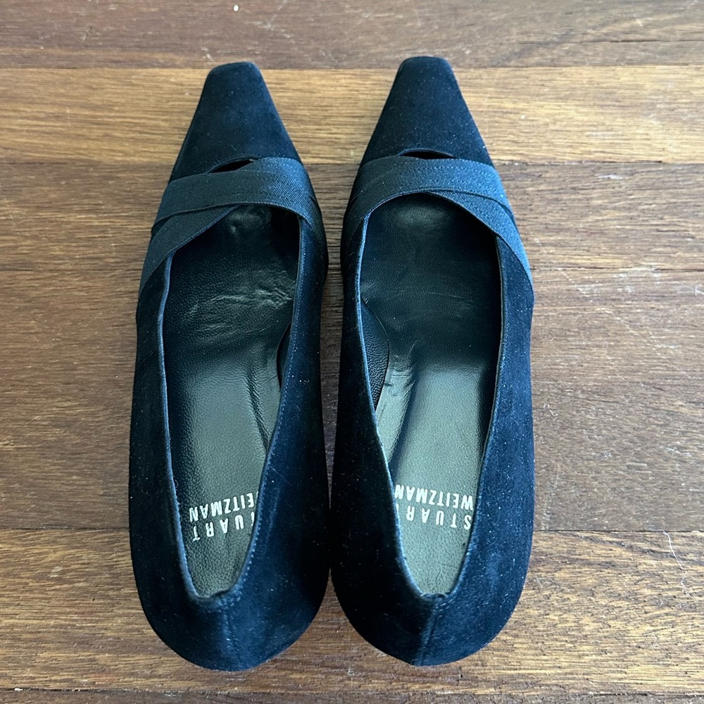 Stuart Weitzman Black Suede Kitten Heel Pumps Size 7.5 Pointed Toe Classic - Picture 4 of 9